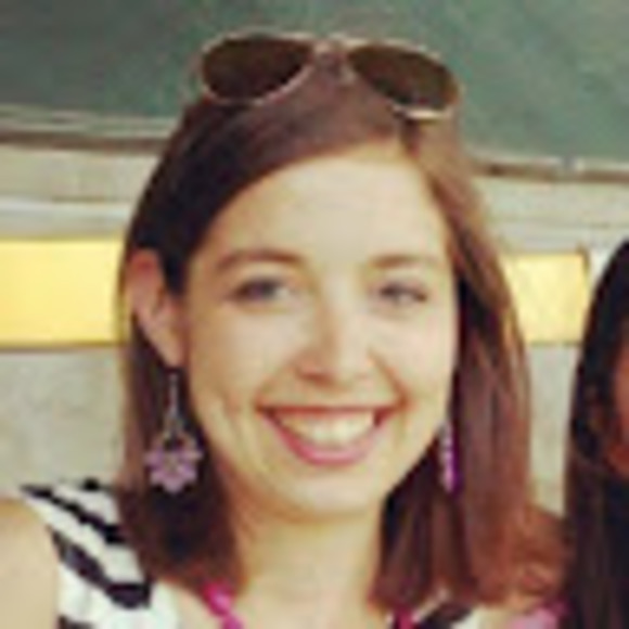 Meet your Posher, Kay - Picture 1 of 1